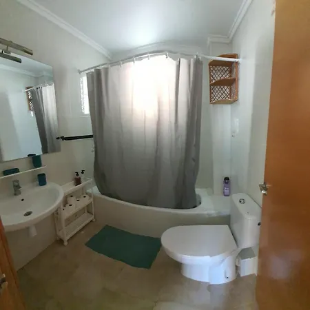Homestay Individual En Vivienda Compartir Recien Reformada *