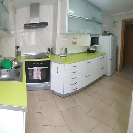 Homestay Individual En Vivienda Compartir Recien Reformada